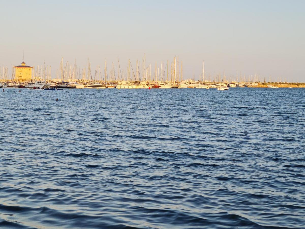 Sol Y Mar Entre Playas Apartment Torrevieja Exterior photo